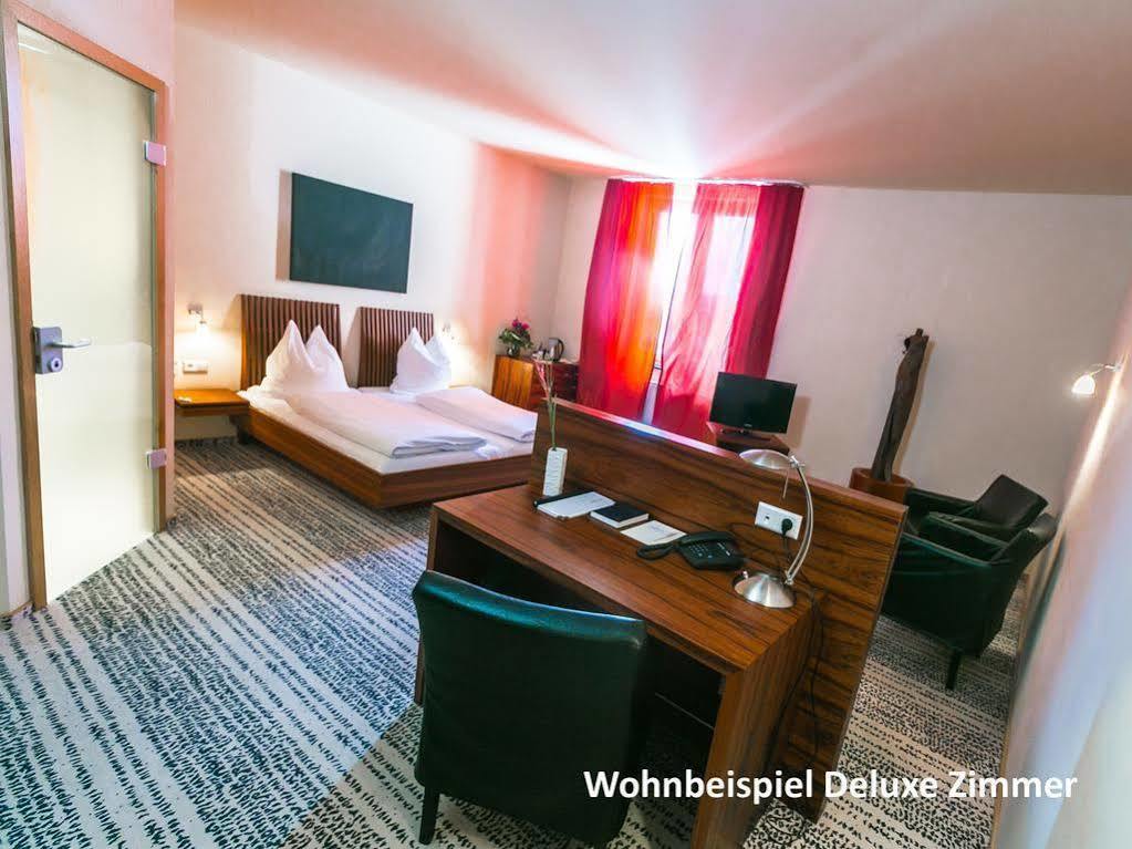 Hotel Sinsheim Zewnętrze zdjęcie